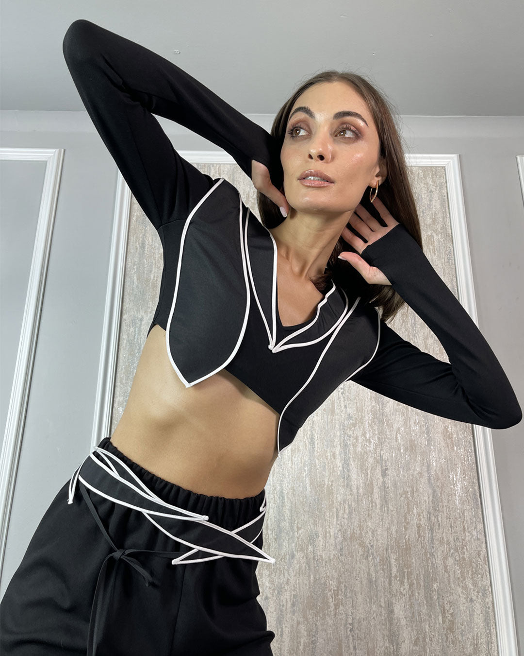 Burcu Aslan Blouse PELO FLEXIBLE CROP BLOUSE