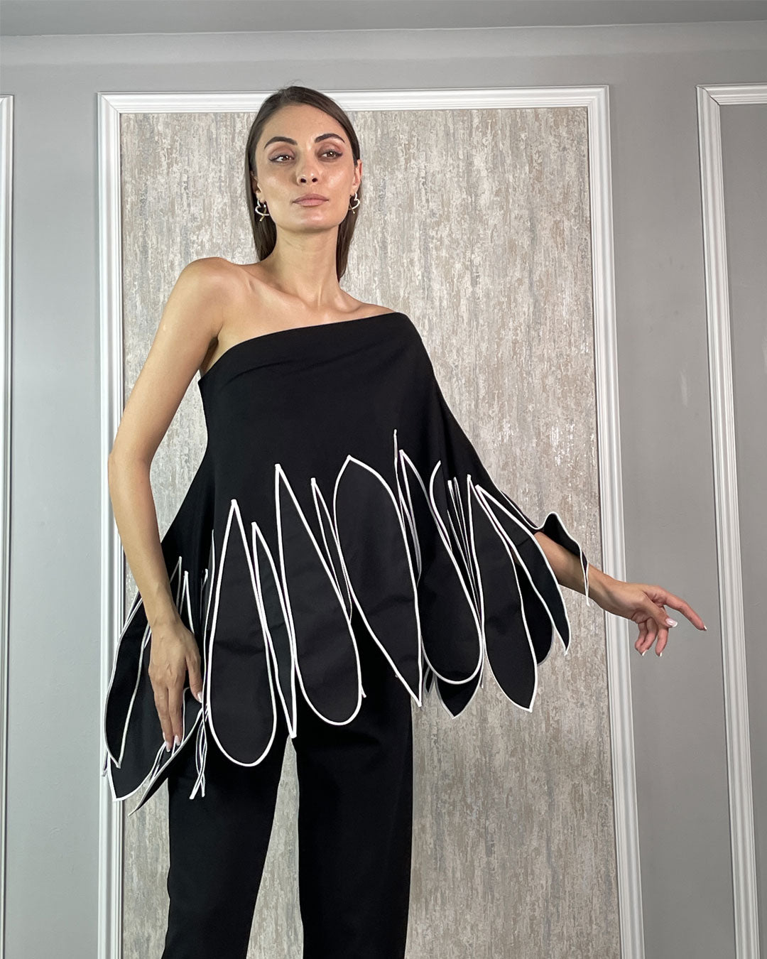 GORMA LIMITED EDITION FLEXIBLE CLOAK-BLOUSE