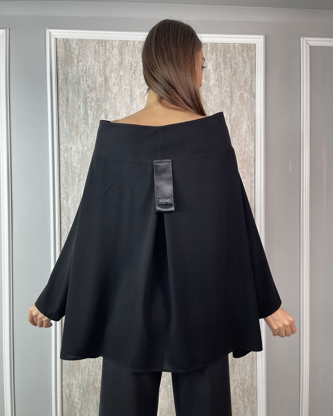 LEBA OVERSIZE BLOUSE