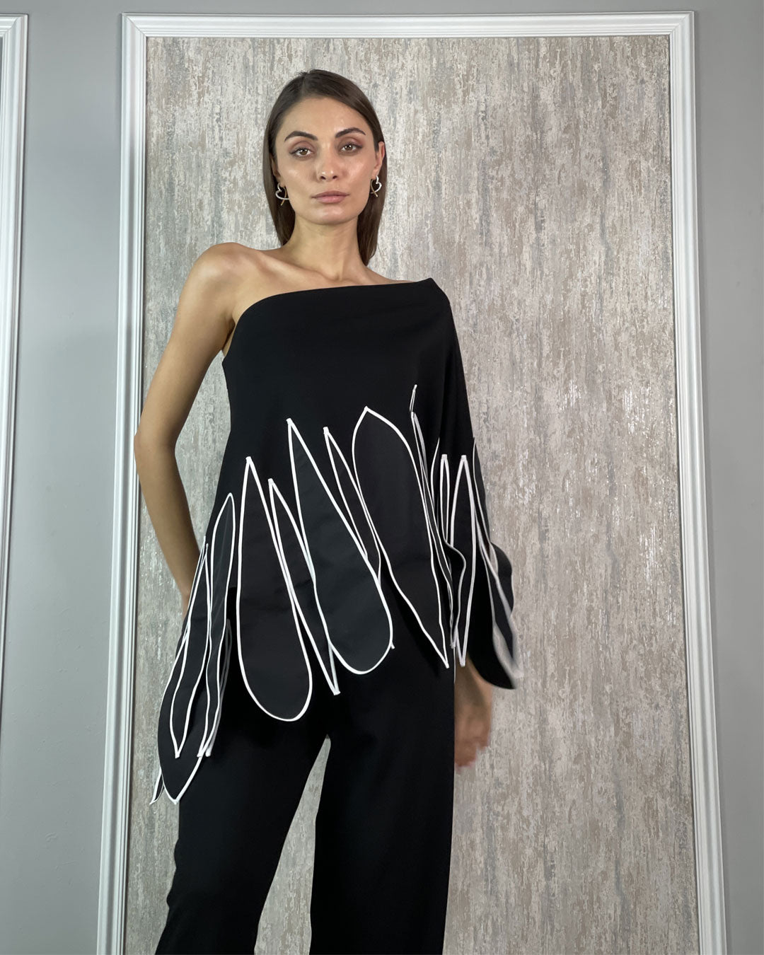 GORMA LIMITED EDITION FLEXIBLE CLOAK-BLOUSE