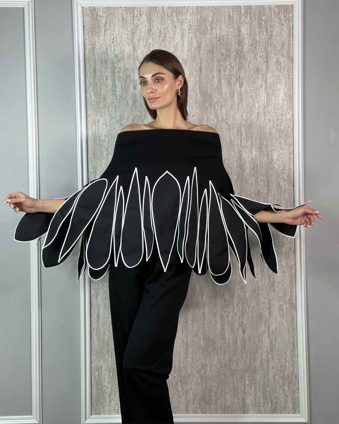 GORMA LIMITED EDITION FLEXIBLE CLOAK-BLOUSE