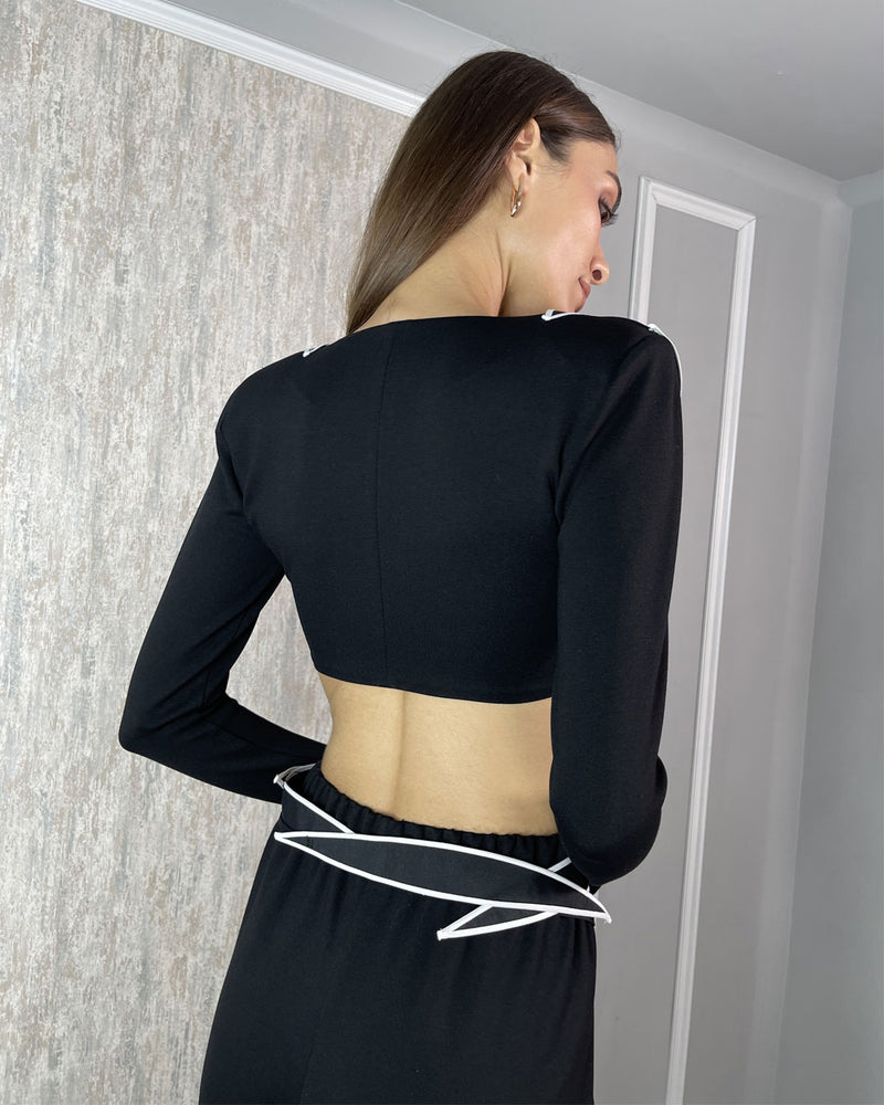 PELO FLEXIBLE CROP BLOUSE