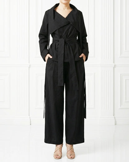 Burcu Aslan TOTAL OUTFIT BLACK, COTTON SET WITH FUNCTIONAL COLLAR (2-PIECE PANTS/SHIRT SET)