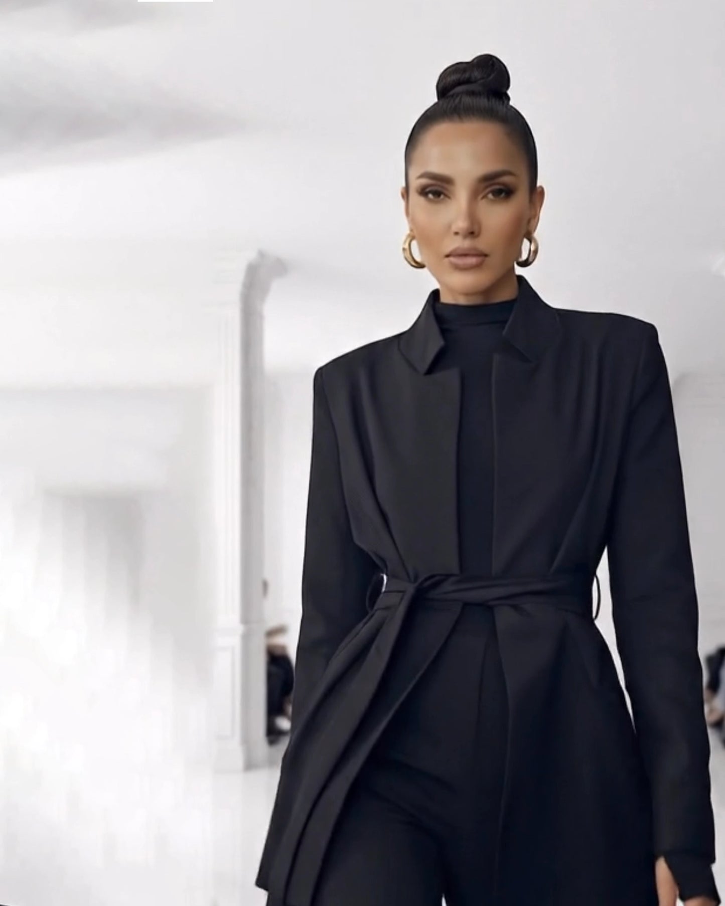 Burcu Aslan Jacket DAPA LONG BLACK ABAYA / JACKET