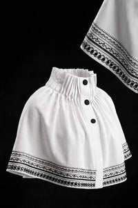 HOTA HIGH NECK CRYSTAL BLACK EMBROIDERED WHITE CAPE