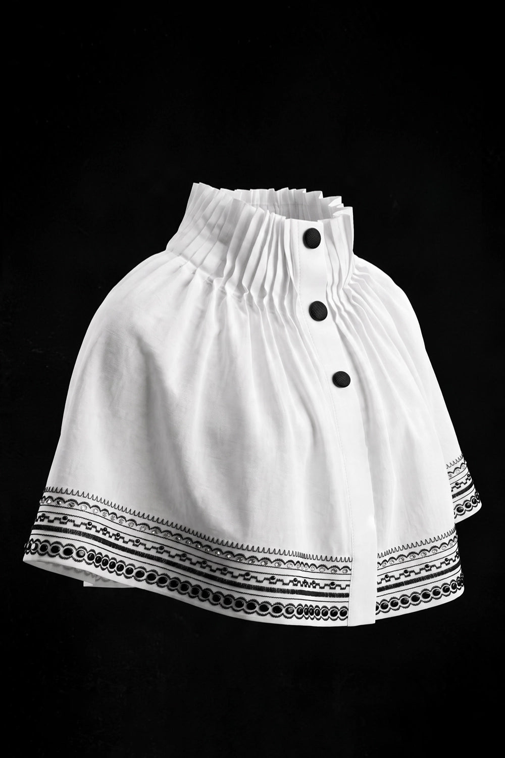 HOTA HIGH NECK CRYSTAL BLACK EMBROIDERED WHITE CAPE