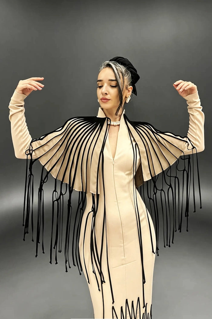 KUMU FRINGED CAPE / CLOAK