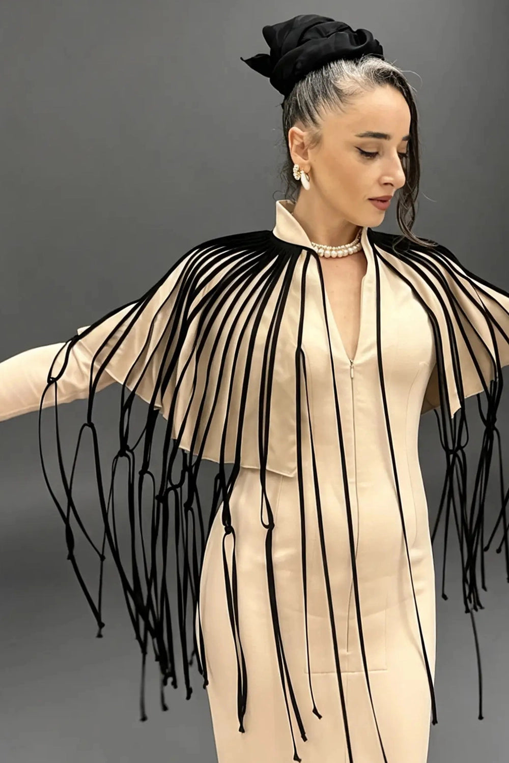 KUMU FRINGED CAPE / CLOAK