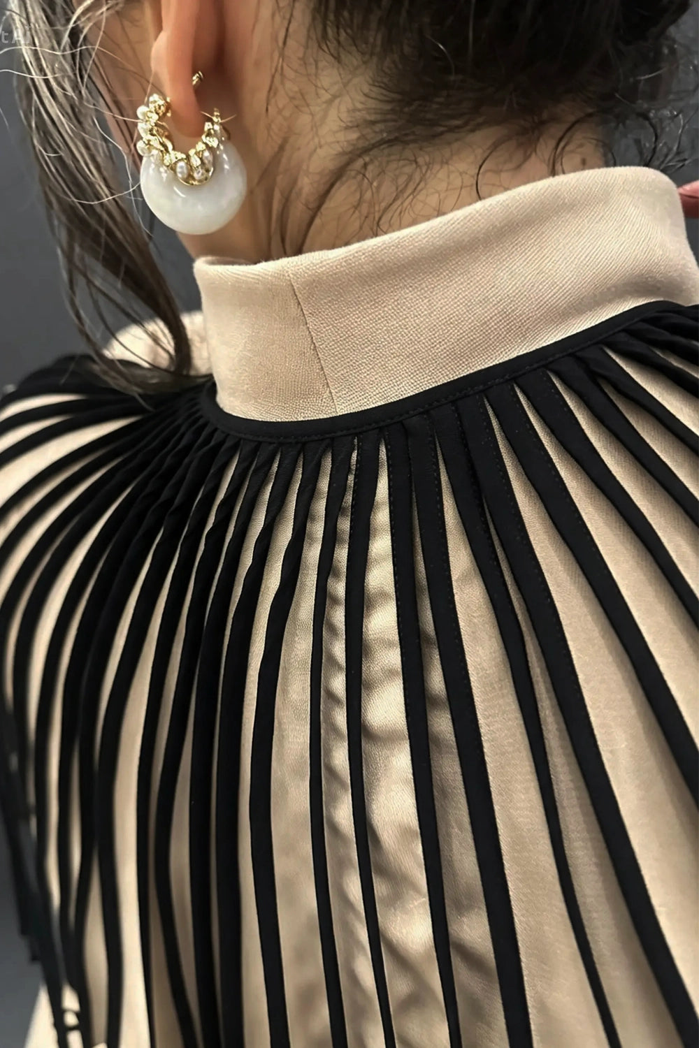 KUMU FRINGED CAPE / CLOAK