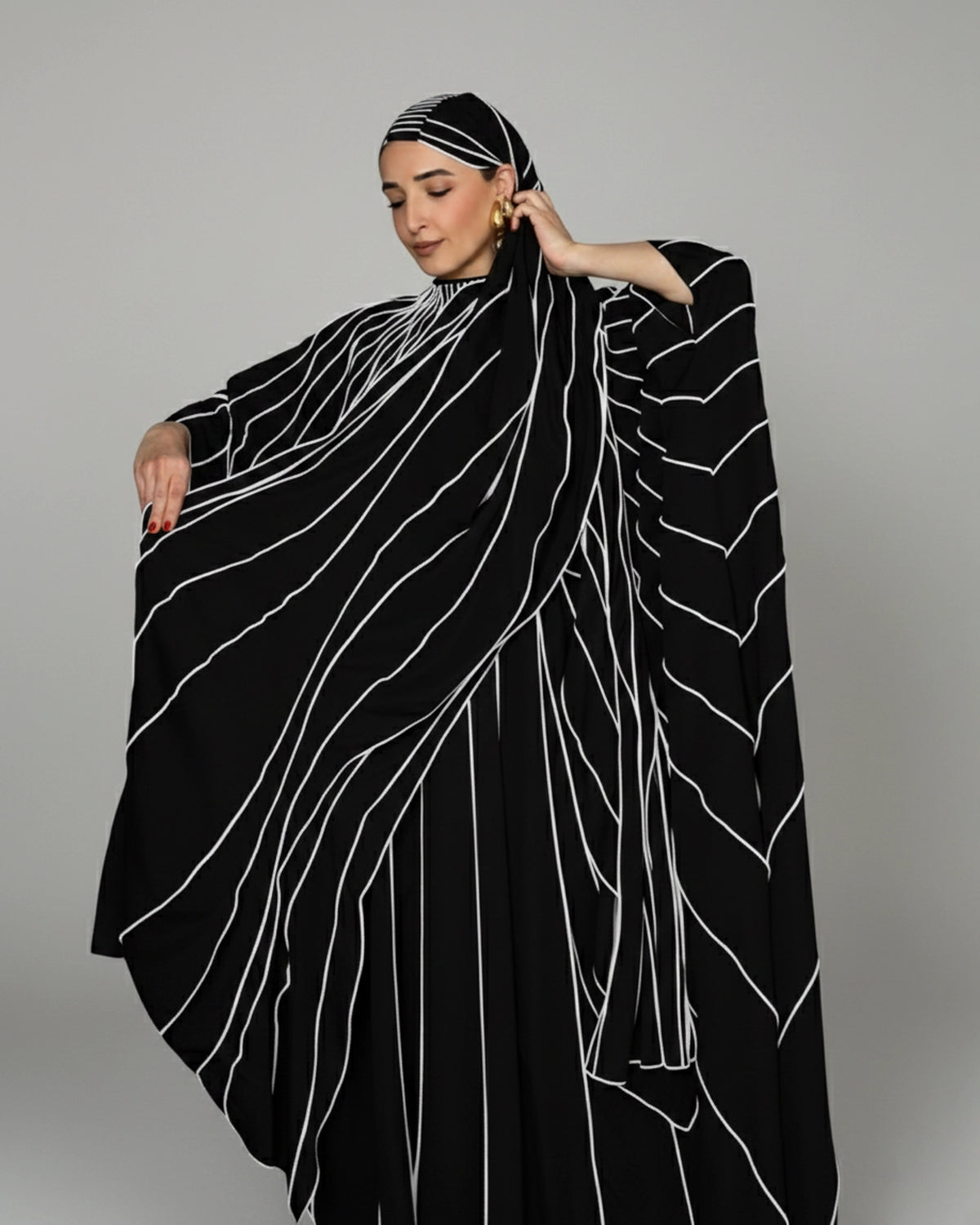 Burcu Aslan Shawl LIMOLA SHAWL