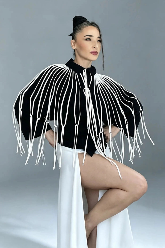 PULU FRINGED CAPE / CLOAK