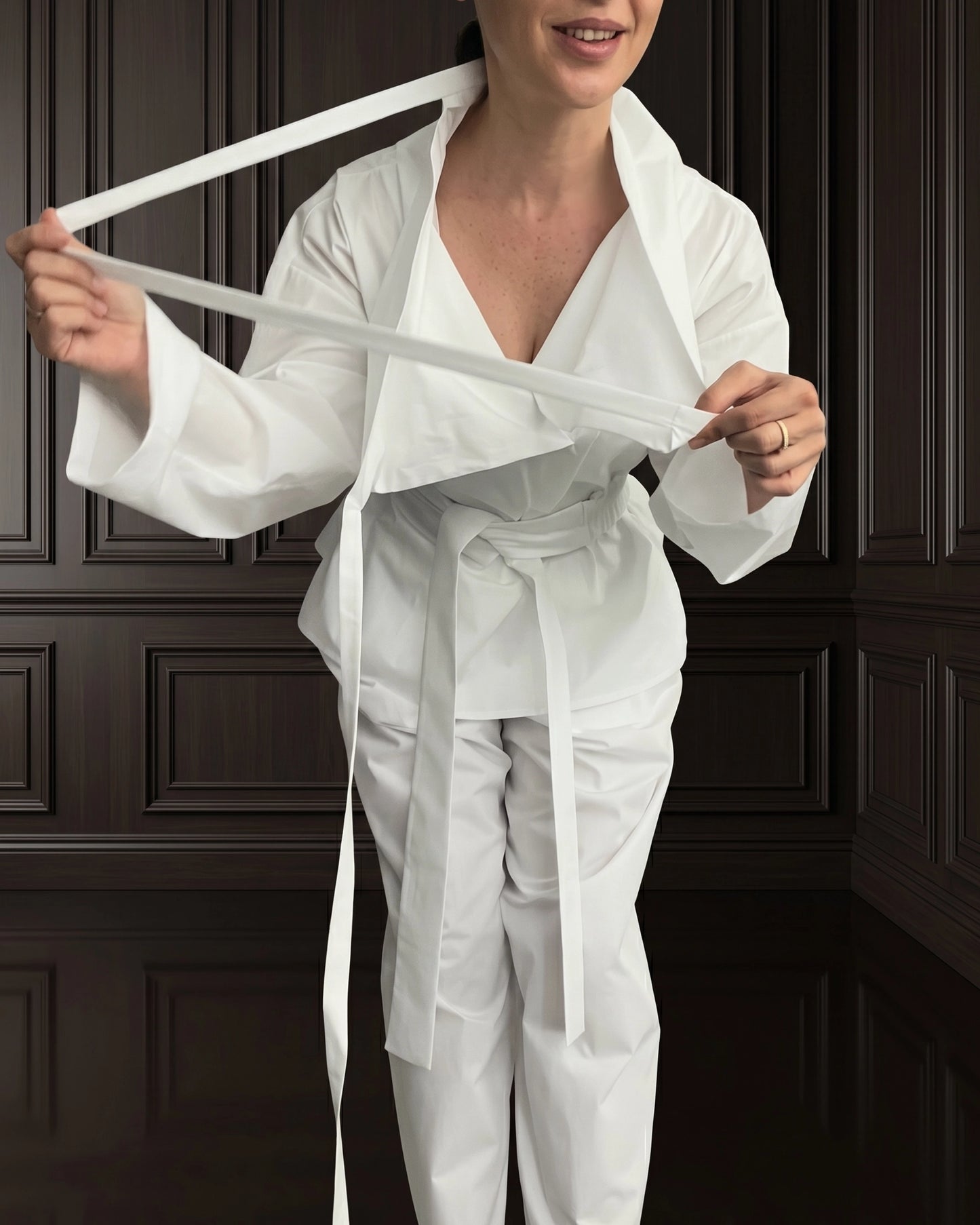Burcu Aslan TOTAL OUTFIT WHITE, COTTON SET WITH FUNCTIONAL COLLAR (2-PIECE PANTS/SHIRT SET)