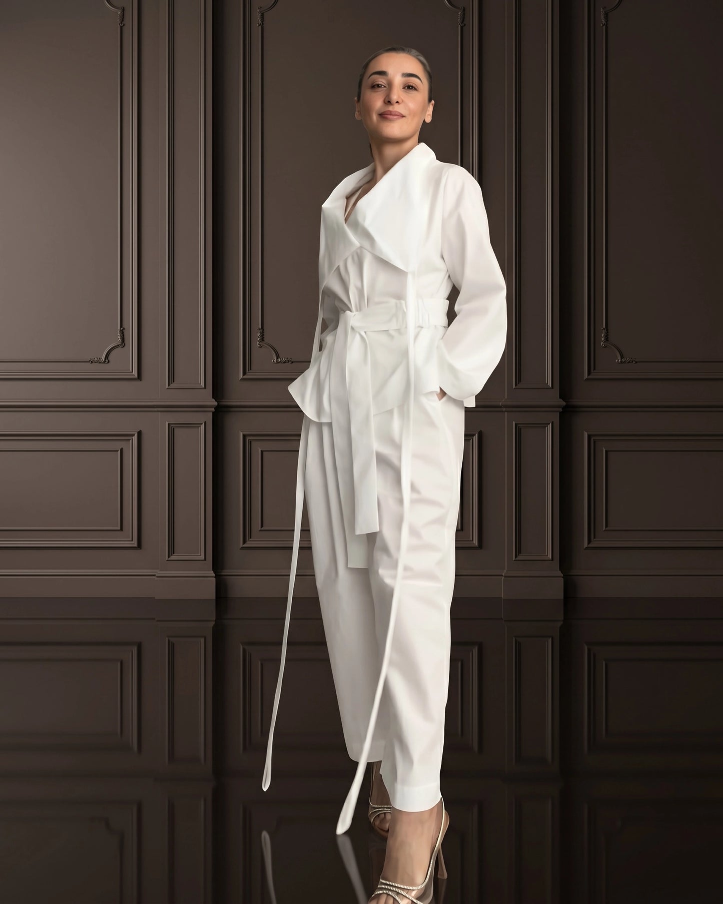 Burcu Aslan TOTAL OUTFIT WHITE, COTTON SET WITH FUNCTIONAL COLLAR (2-PIECE PANTS/SHIRT SET)