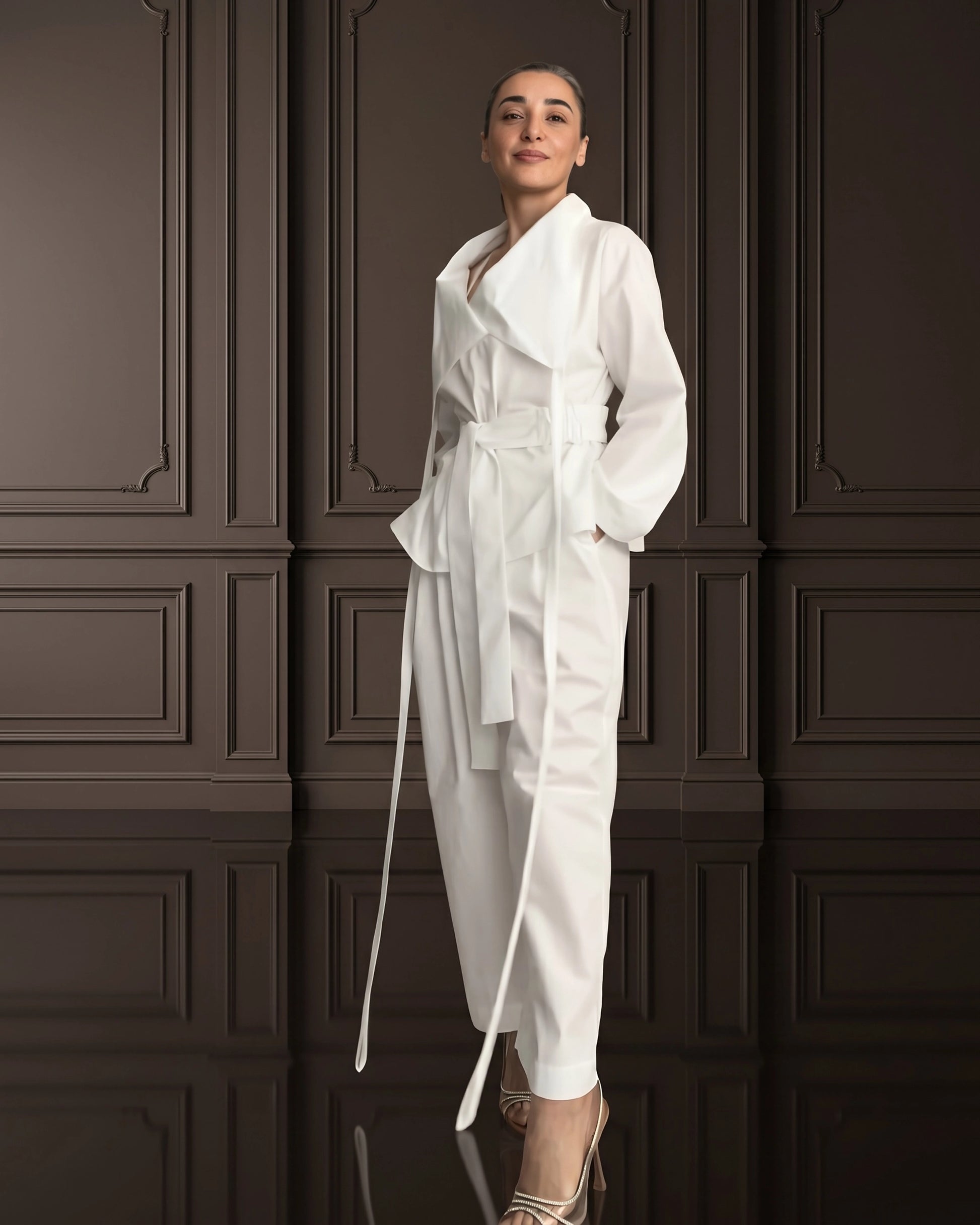 Burcu Aslan TOTAL OUTFIT WHITE, COTTON SET WITH FUNCTIONAL COLLAR (2-PIECE PANTS/SHIRT SET)