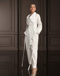 Burcu Aslan TOTAL OUTFIT WHITE, COTTON SET WITH FUNCTIONAL COLLAR (2-PIECE PANTS/SHIRT SET)