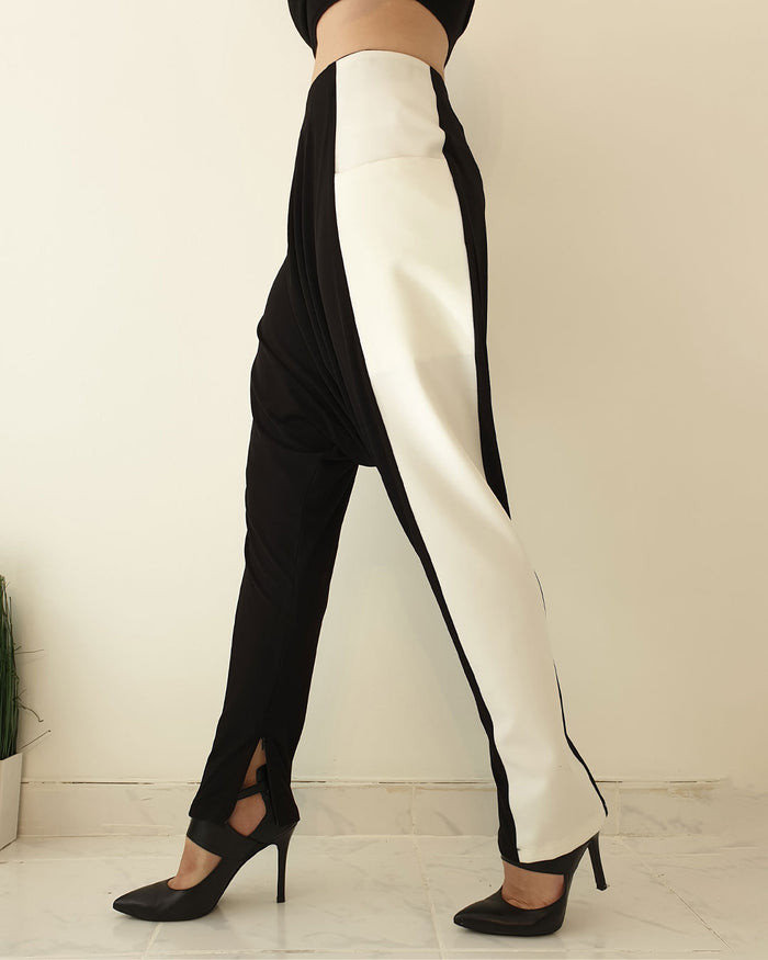 Tasi Shalwar